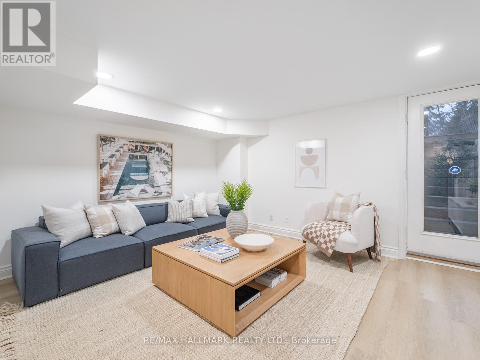 26 Eastmount Avenue, Toronto, Ontario  M4K 1V1 - Photo 37 - E12924608