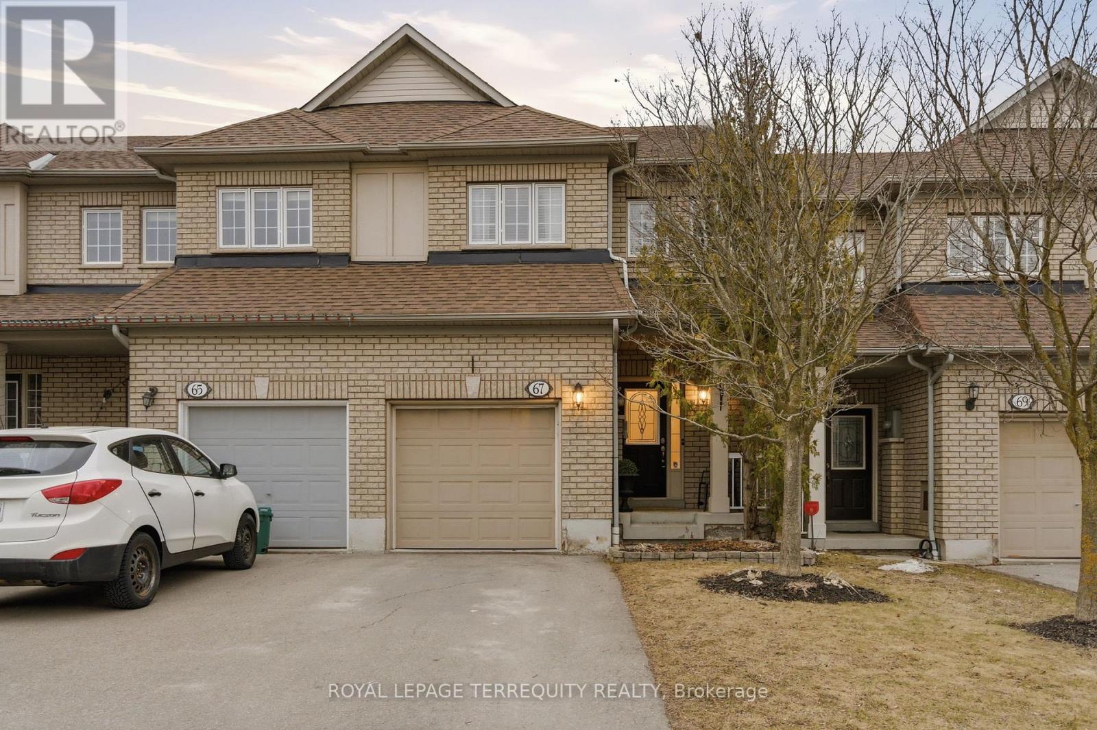 67 Merchants Avenue, Whitby, Ontario  L1P 1S5 - Photo 1 - E12924804