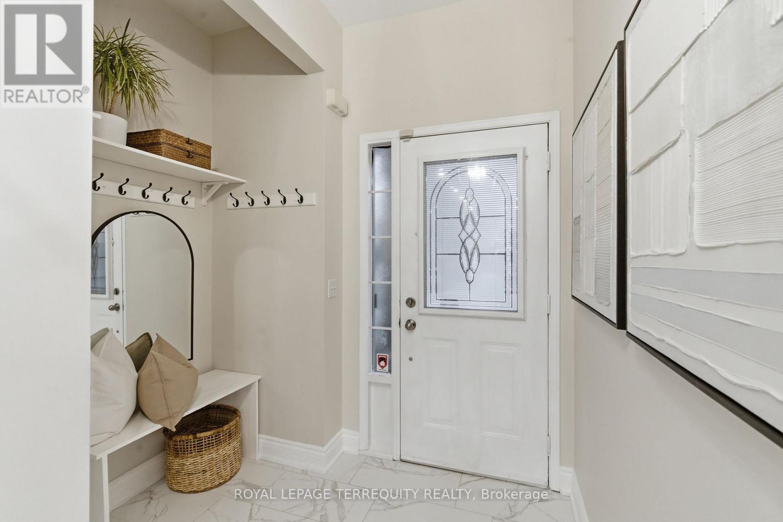 67 Merchants Avenue, Whitby, Ontario  L1P 1S5 - Photo 3 - E12924804