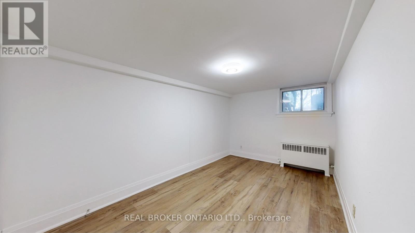 451 Donlands Avenue, Toronto, Ontario  M4J 3S4 - Photo 28 - E12924844