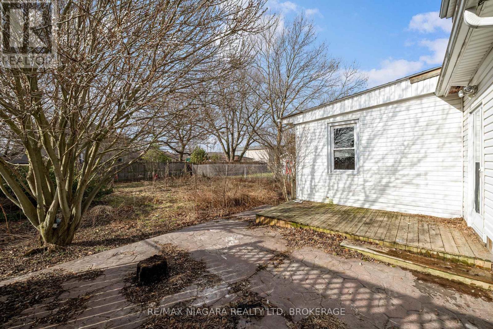 12 Admiral Road, St. Catharines, Ontario  L2P 1G5 - Photo 24 - X12924684