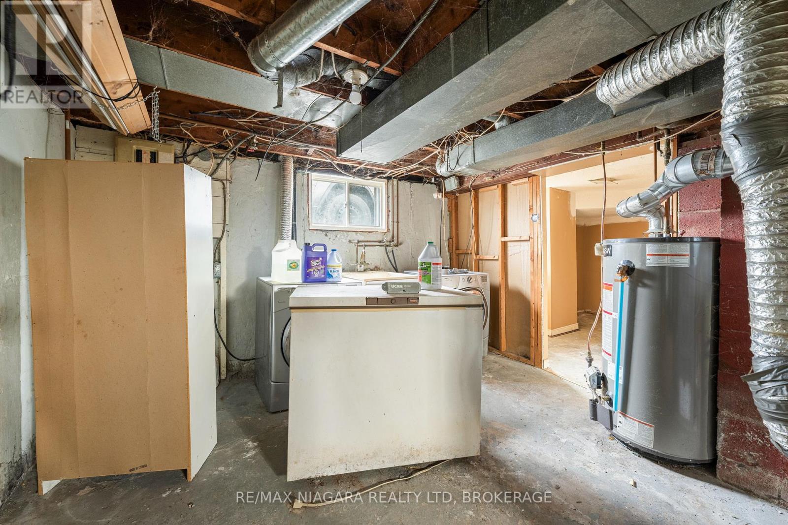 12 Admiral Road, St. Catharines, Ontario  L2P 1G5 - Photo 27 - X12924684