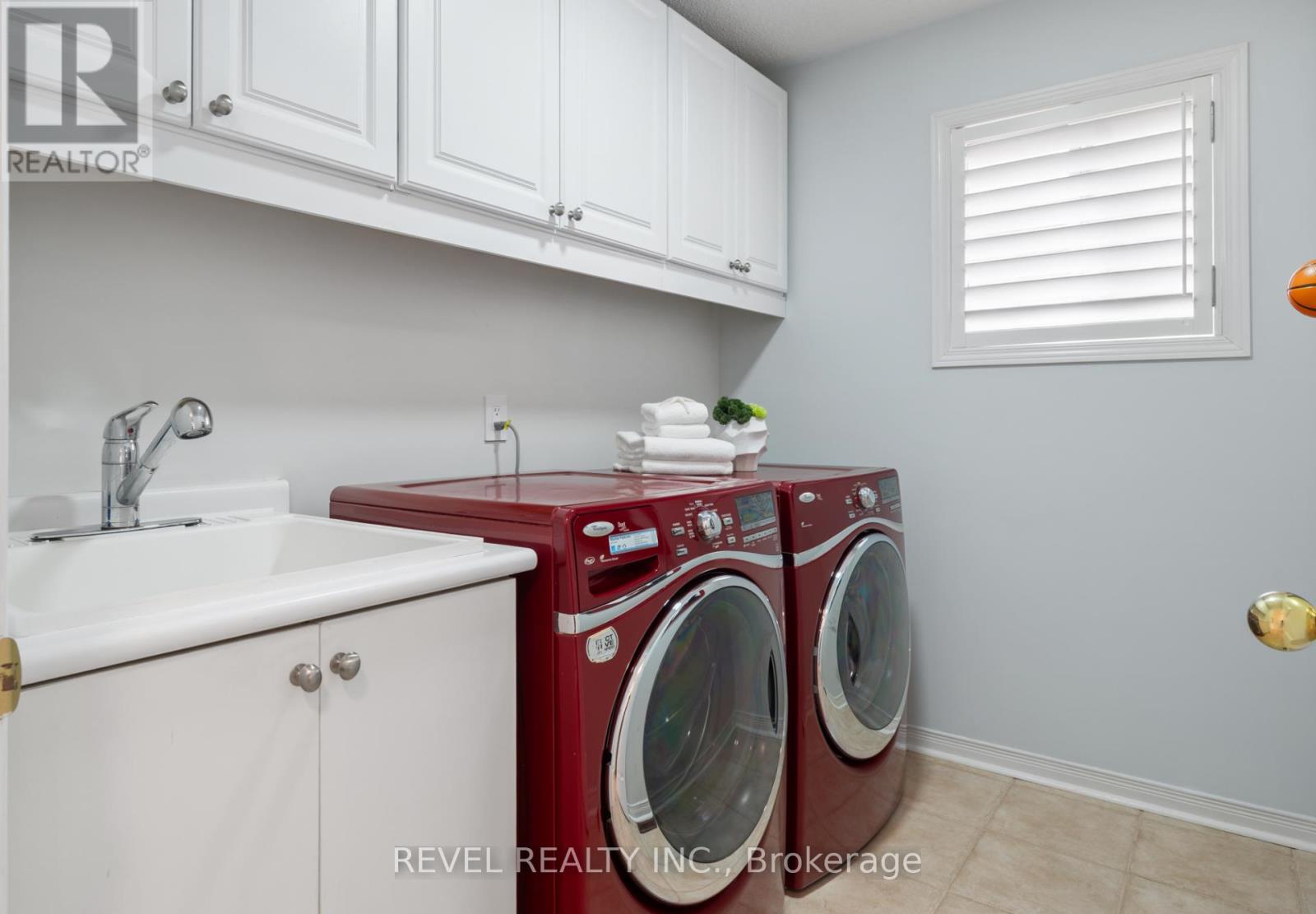 10 Dinsdale Drive, Vaughan, Ontario  L4H 2M5 - Photo 13 - N12924602