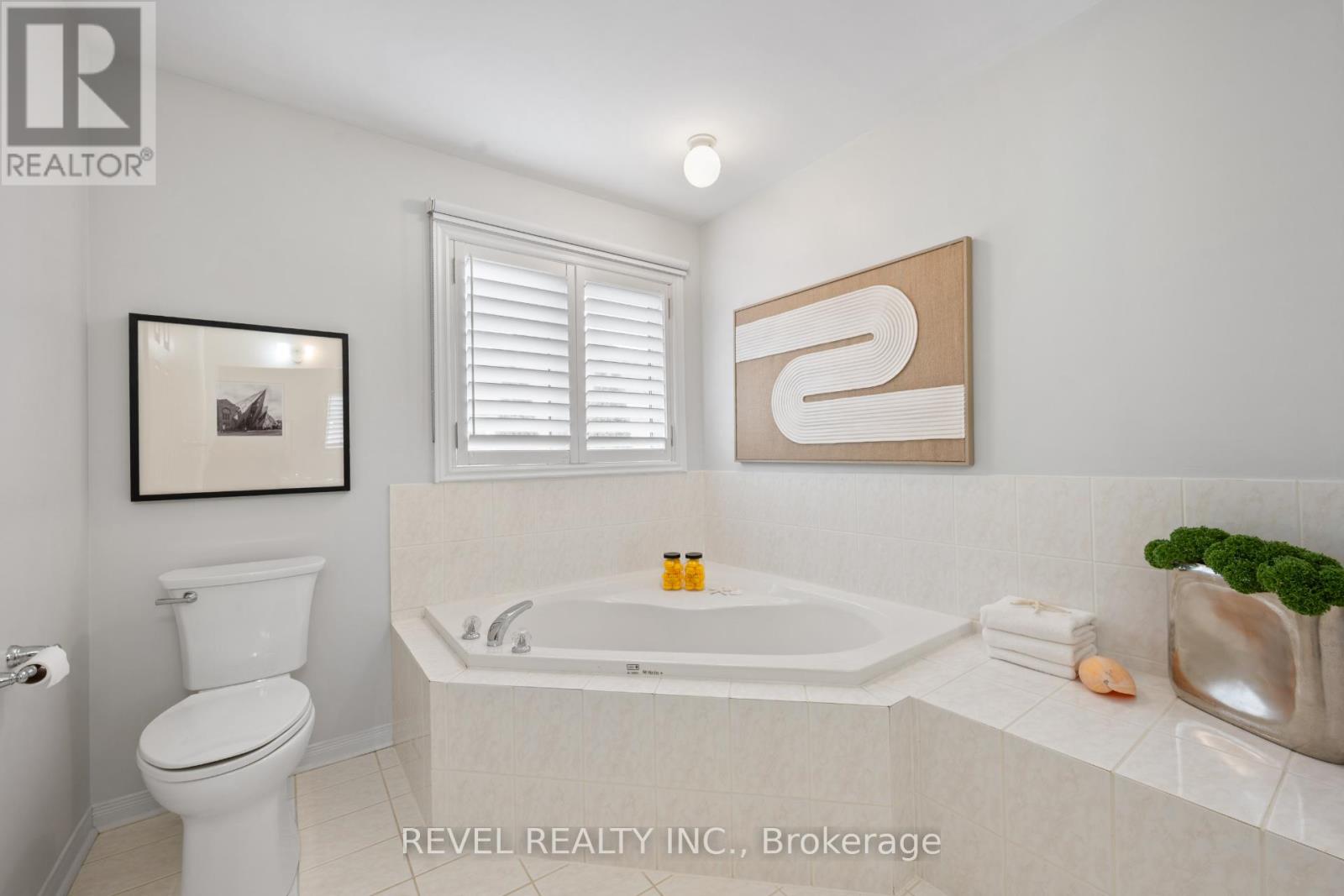 10 Dinsdale Drive, Vaughan, Ontario  L4H 2M5 - Photo 22 - N12924602