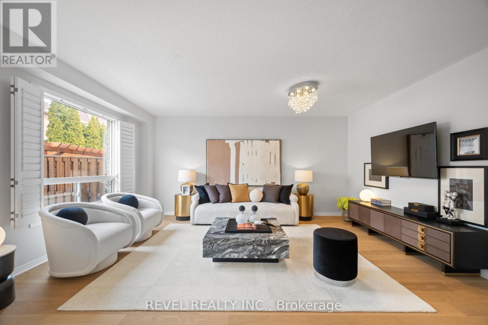 10 Dinsdale Drive, Vaughan, Ontario  L4H 2M5 - Photo 4 - N12924602