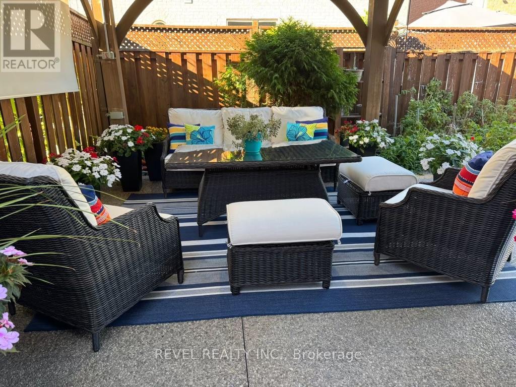 10 Dinsdale Drive, Vaughan, Ontario  L4H 2M5 - Photo 42 - N12924602