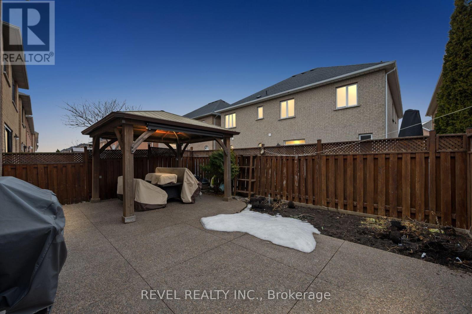 10 Dinsdale Drive, Vaughan, Ontario  L4H 2M5 - Photo 46 - N12924602