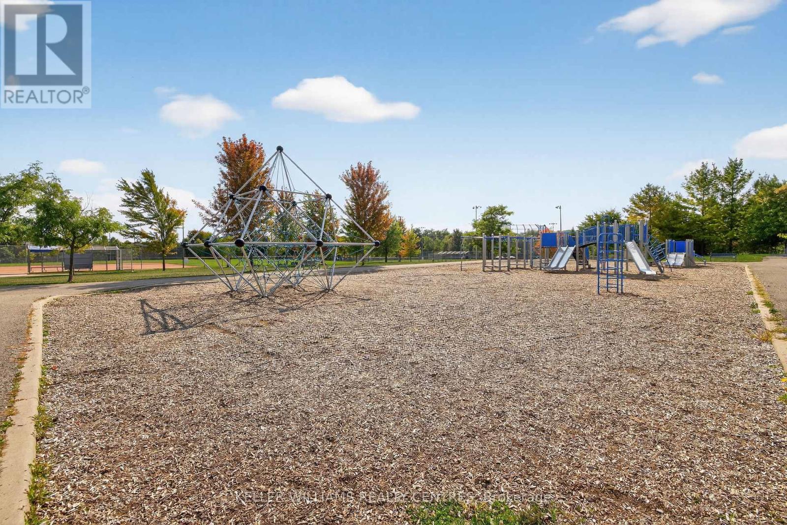 70 Burgess Crescent, Newmarket, Ontario  L3X 2T7 - Photo 45 - N12924732