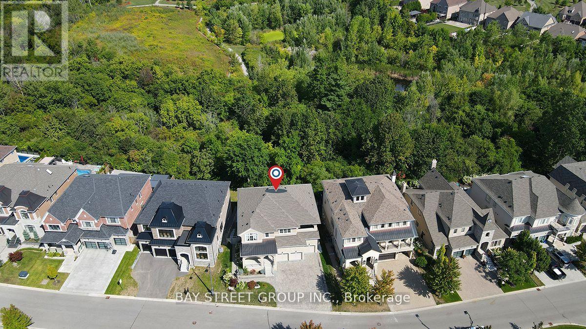 80 Lady Jessica Drive, Vaughan, Ontario  L6A 4T9 - Photo 9 - N12924774