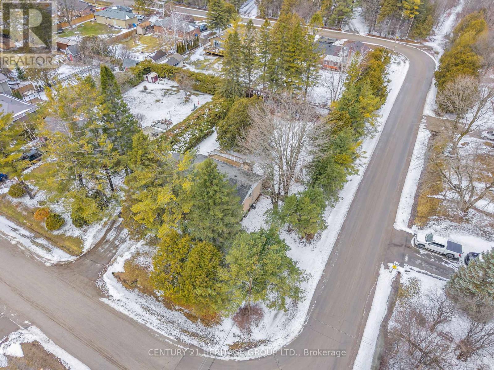 50 Main Street, Georgina, Ontario  L0E 1N0 - Photo 10 - N12924826