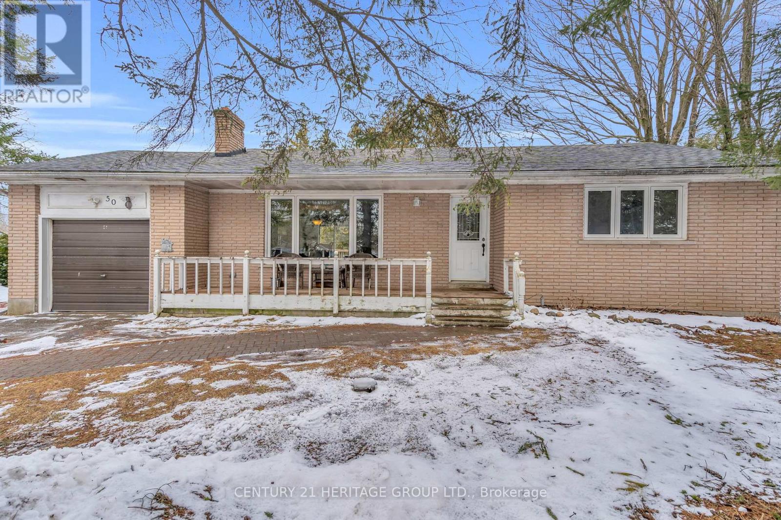 50 Main Street, Georgina, Ontario  L0E 1N0 - Photo 6 - N12924826