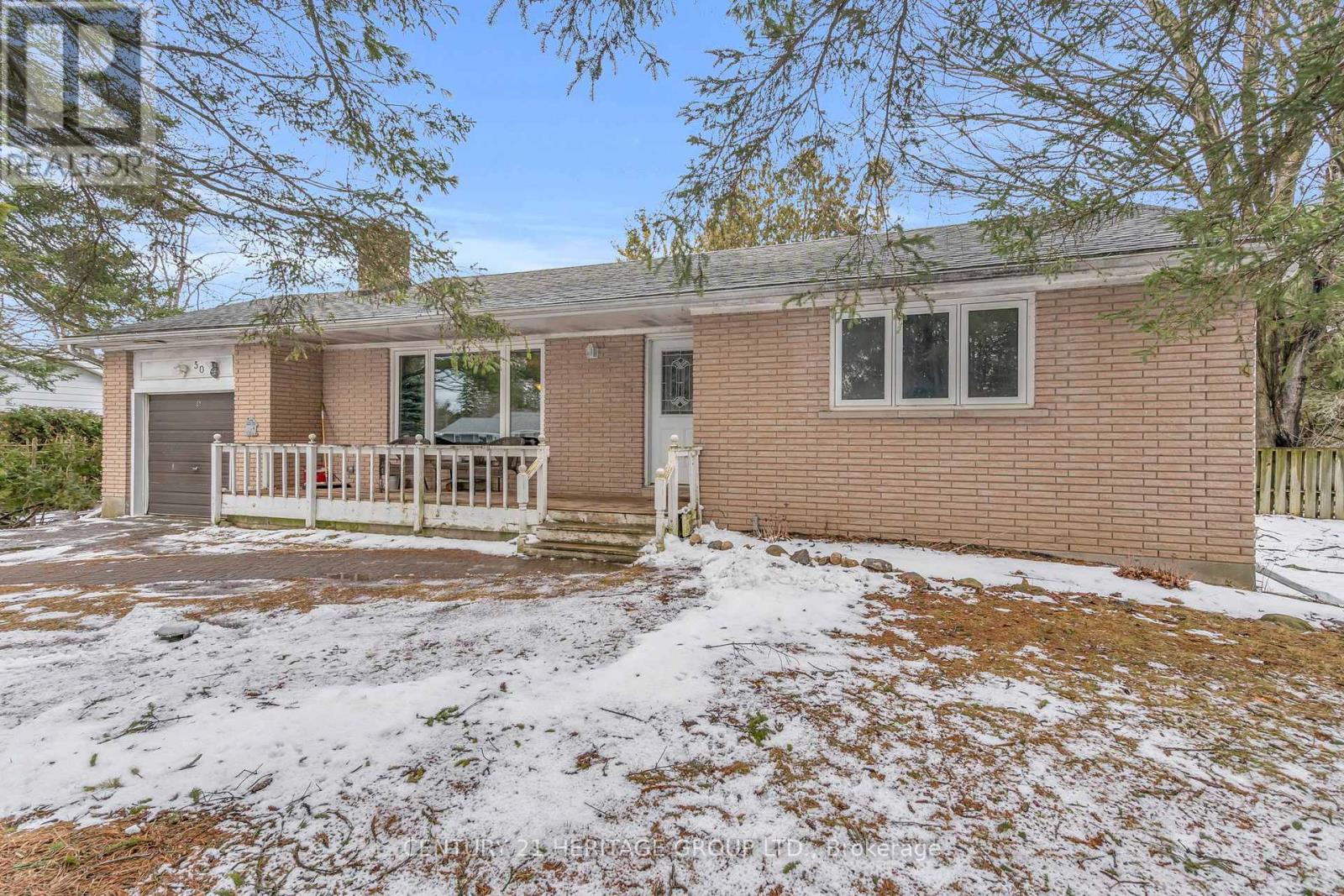 50 Main Street, Georgina, Ontario  L0E 1N0 - Photo 7 - N12924826