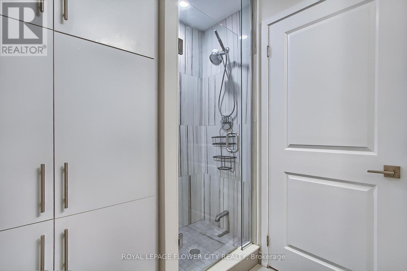 1806 - 75 Oneida Crescent, Richmond Hill, Ontario  L4B 0H3 - Photo 21 - N12924828