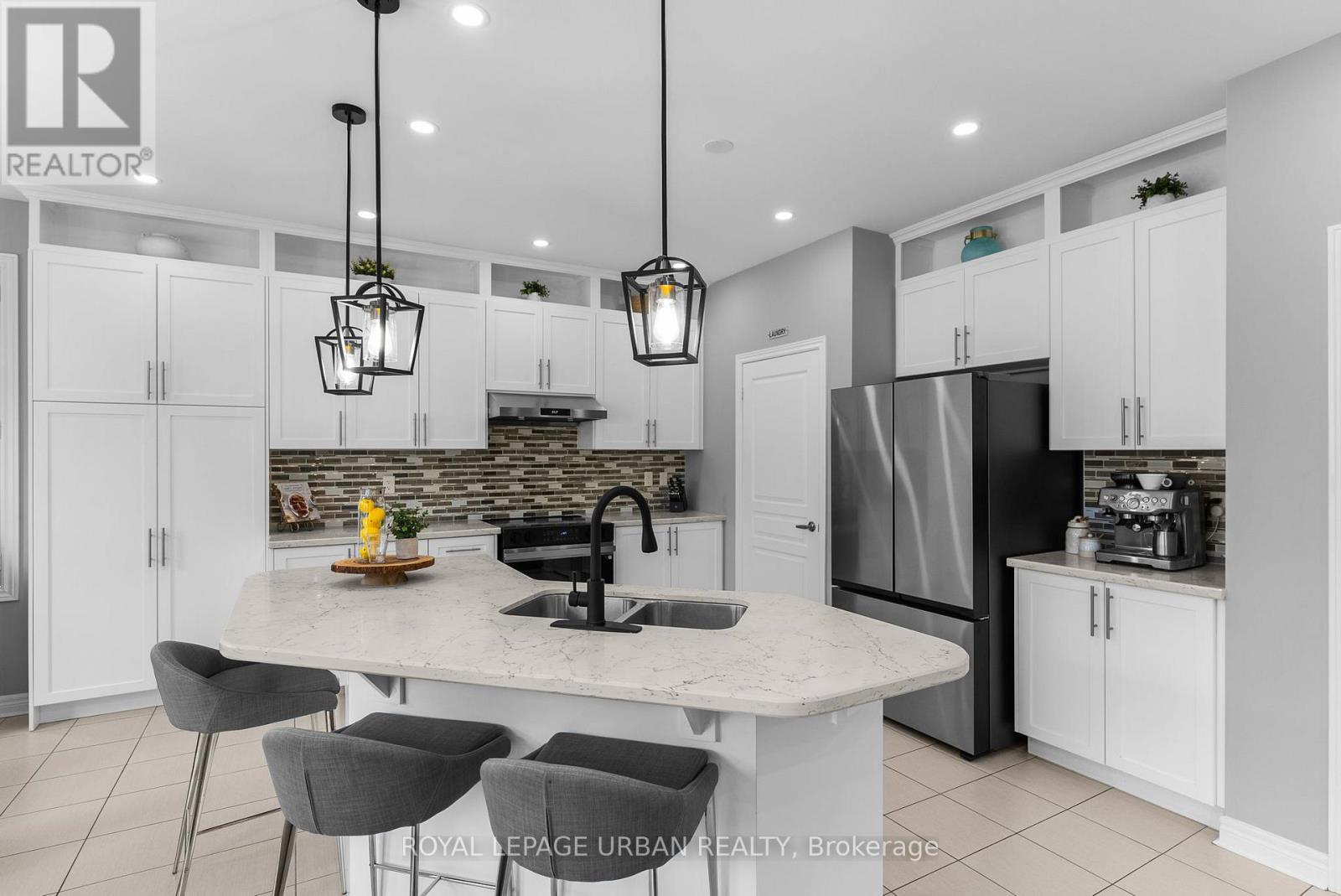 343 Baker Hill Boulevard, Whitchurch-Stouffville, Ontario  L4A 4P2 - Photo 14 - N12924858