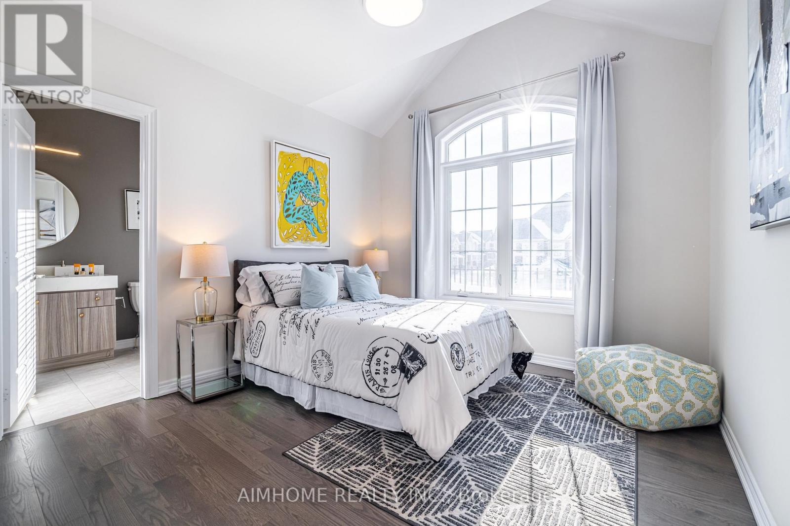 122 Scrivener Drive, Aurora, Ontario  L4G 0Y8 - Photo 25 - N12924884