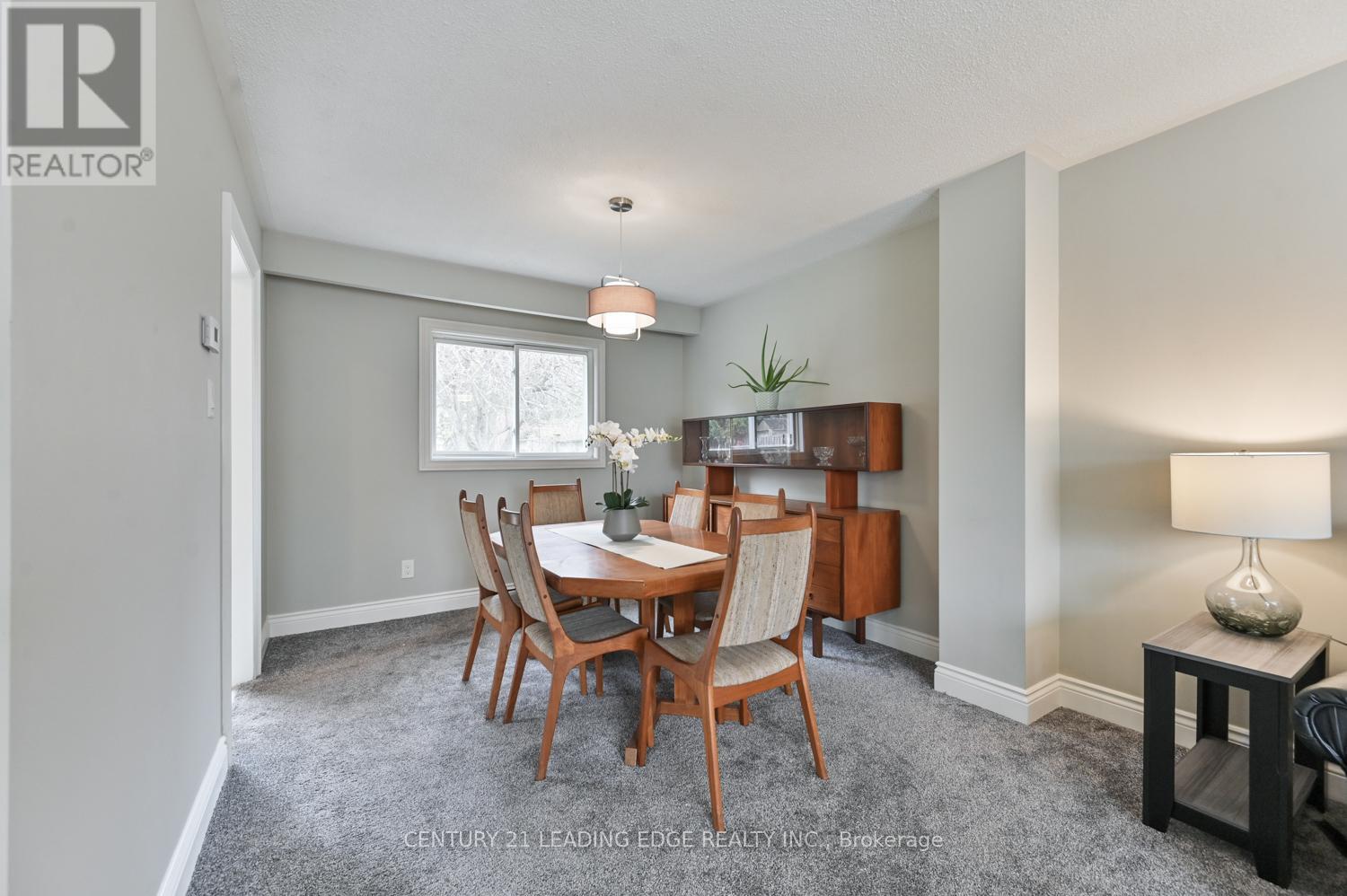 47 Wootten Way N, Markham (Markham Village), Ontario  L3P 2Y3 - Photo 10 - N12924908