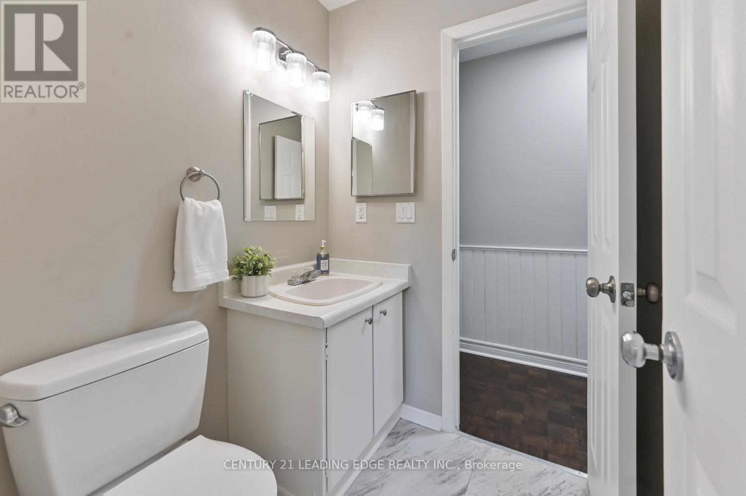 47 Wootten Way N, Markham (Markham Village), Ontario  L3P 2Y3 - Photo 24 - N12924908