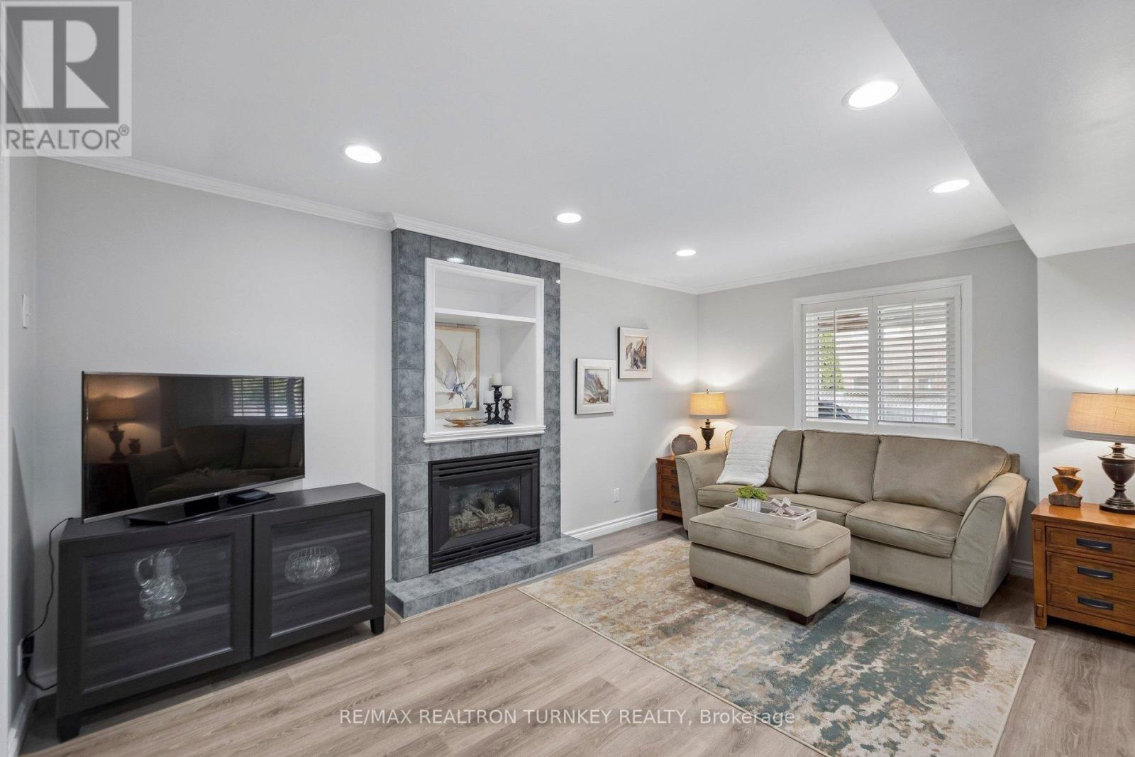 323 Harry Beer Court, Newmarket, Ontario  L3Y 8M2 - Photo 34 - N12924916