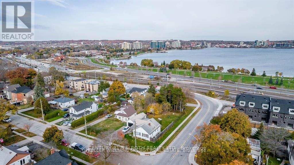 121 Cumberland Street, Barrie, Ontario  L4N 2P8 - Photo 25 - S12924614