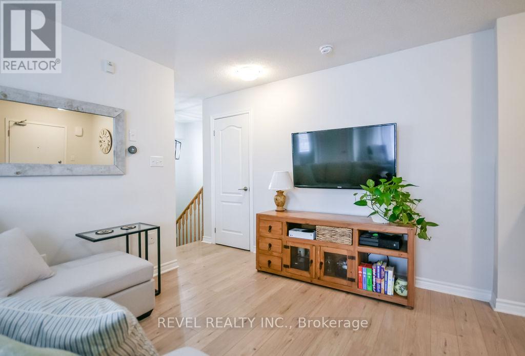 5 - 51 Ferndale Drive S, Barrie, Ontario  L4N 5W9 - Photo 6 - S12924764