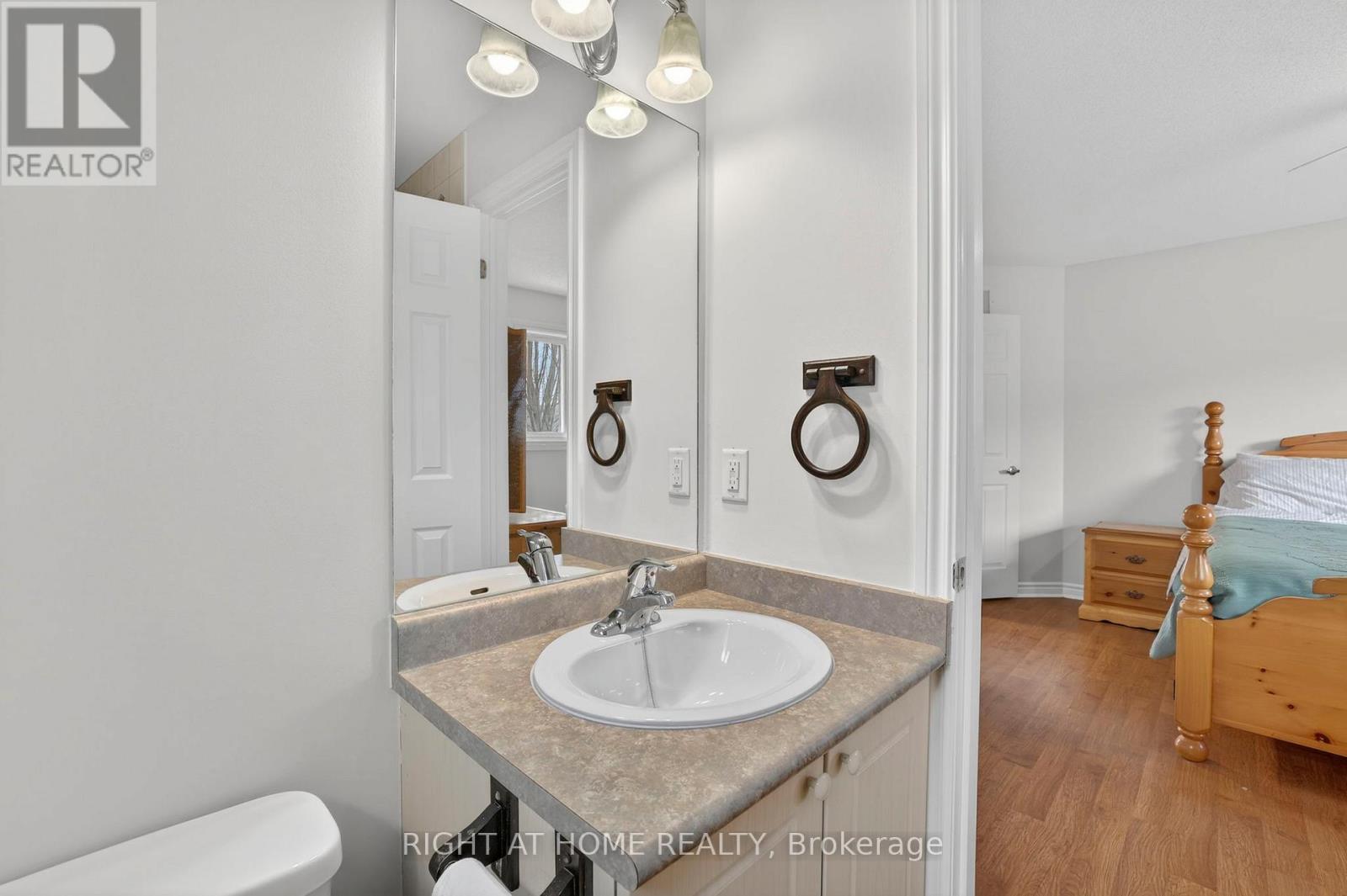 16 Glenhill Drive, Barrie, Ontario  L4N 5X4 - Photo 22 - S12924866