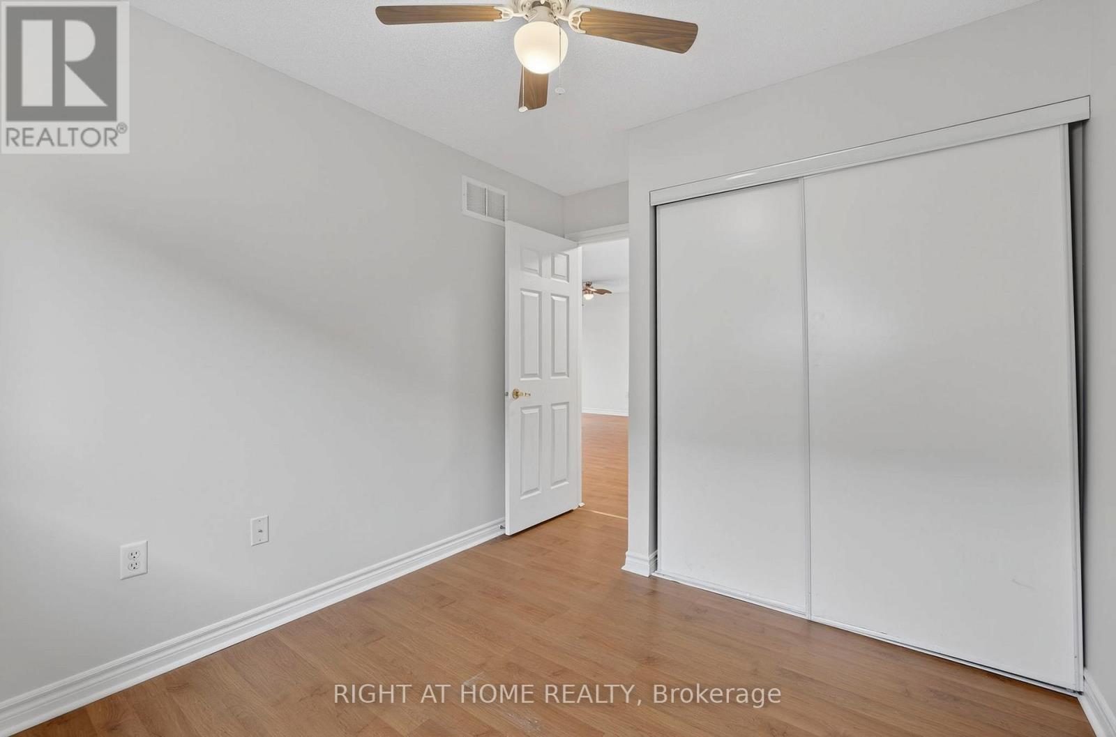 16 Glenhill Drive, Barrie, Ontario  L4N 5X4 - Photo 23 - S12924866