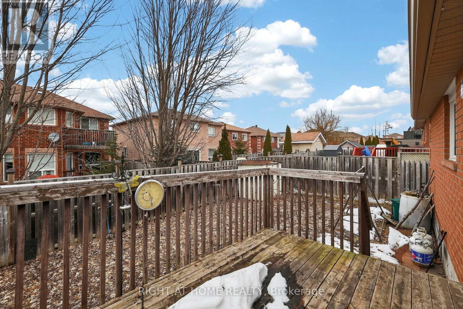 16 Glenhill Drive, Barrie, Ontario  L4N 5X4 - Photo 36 - S12924866