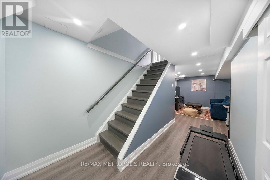 42 Gulliver Crescent, Brampton, Ontario  L6S 1S9 - Photo 34 - W12899544