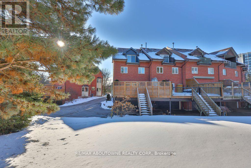 63 Tradewind Drive, Oakville, Ontario  L6L 6K8 - Photo 41 - W12865776