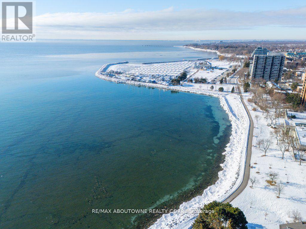 63 Tradewind Drive, Oakville, Ontario  L6L 6K8 - Photo 42 - W12865776