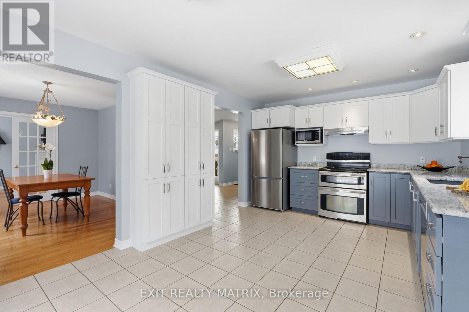 563 Loucks Drive, Russell, Ontario  K4R 1H1 - Photo 12 - X12923998