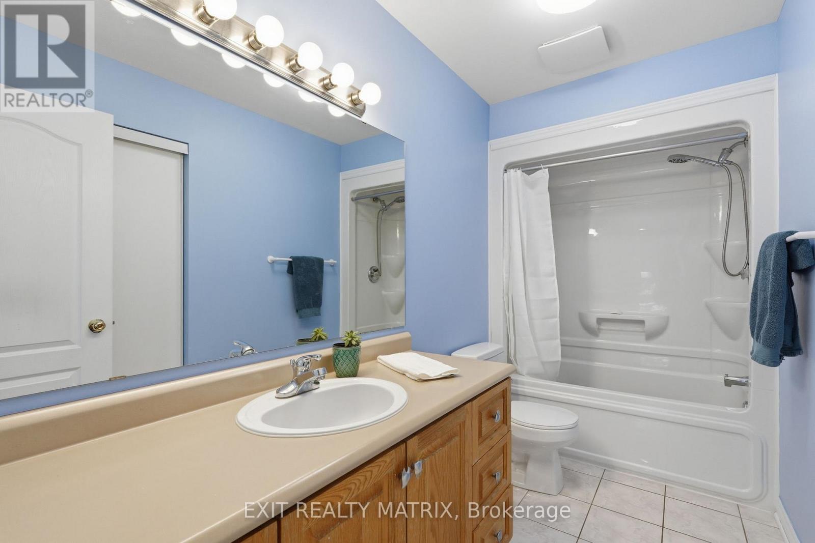 563 Loucks Drive, Russell, Ontario  K4R 1H1 - Photo 21 - X12923998