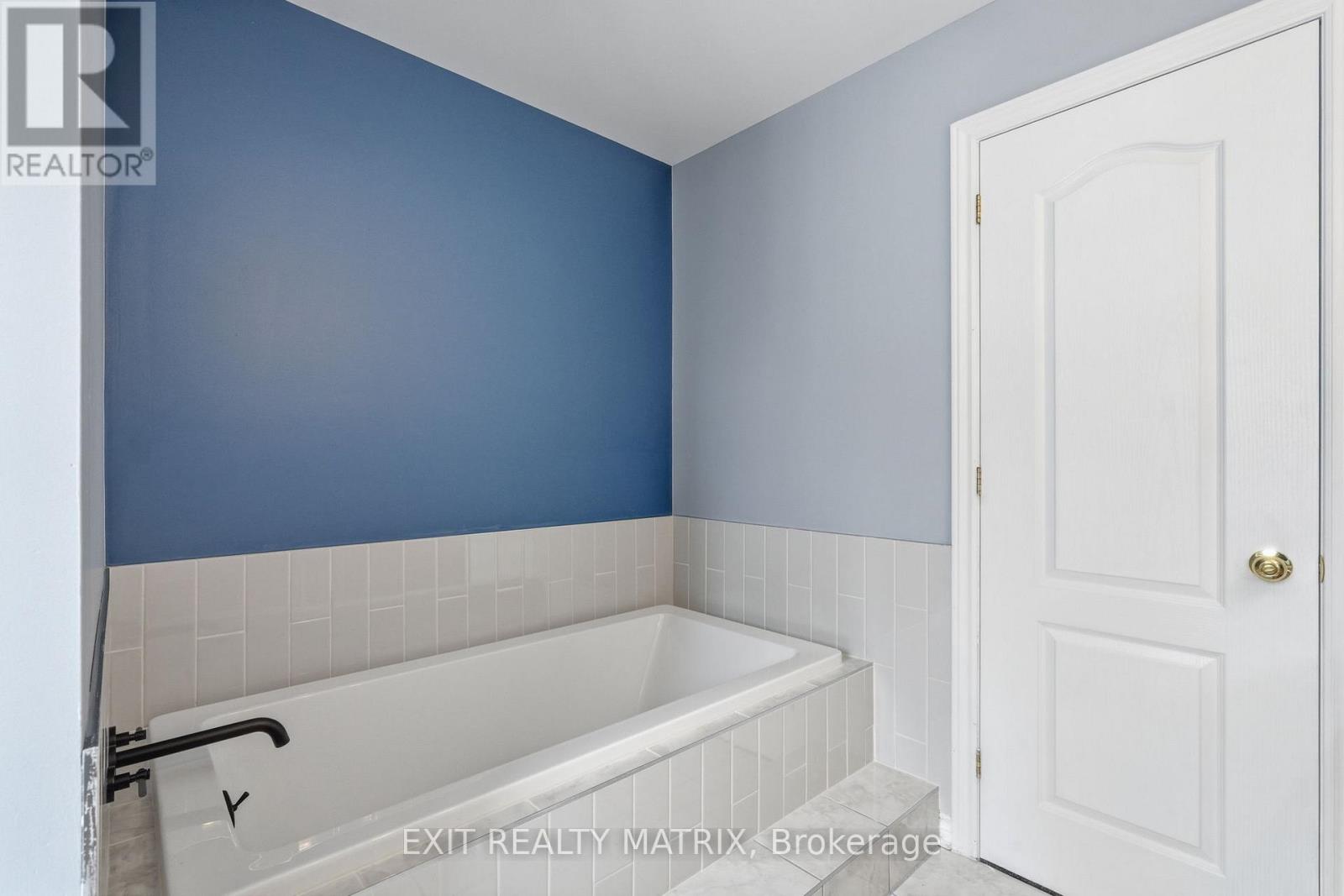 563 Loucks Drive, Russell, Ontario  K4R 1H1 - Photo 25 - X12923998