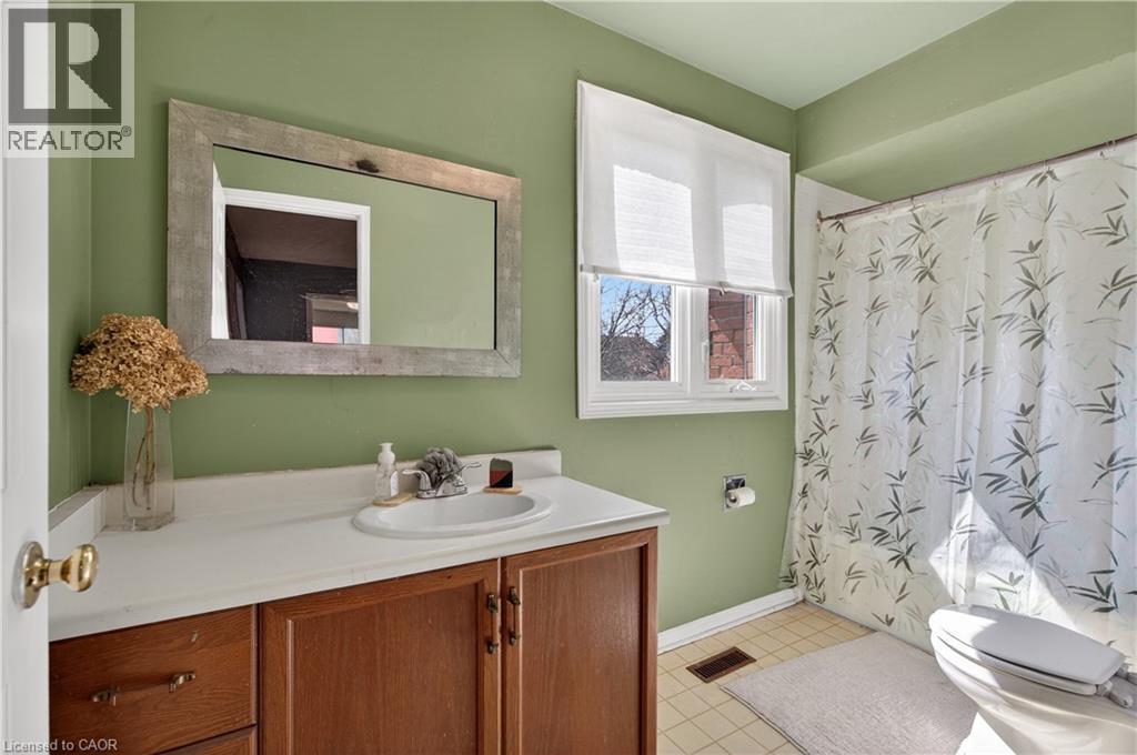 11 Giffin Road, Dundas, Ontario  L9H 6S4 - Photo 26 - 40815415