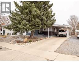 1707 Lakemount Boulevard S, Lethbridge, Alberta