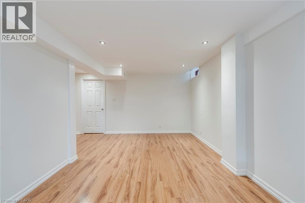 3184 Renton Road, Burlington, Ontario  L7M 2W8 - Photo 37 - 40814625