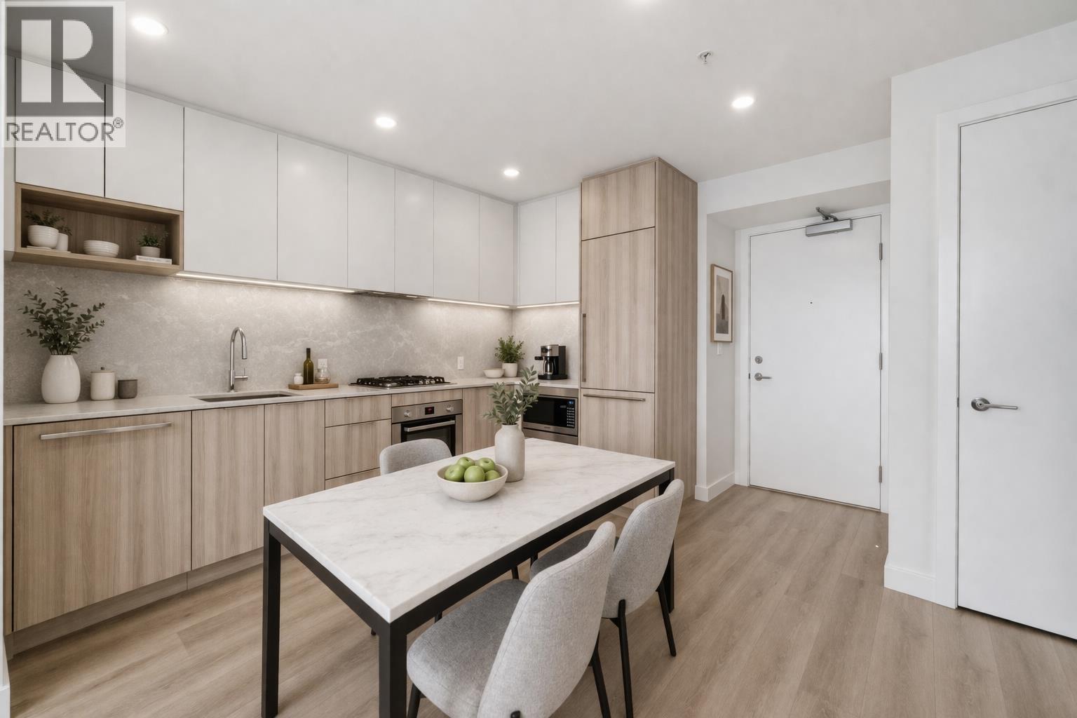 2505 6087 Wilson Avenue, Burnaby, British Columbia V5H 0M1 - Photo 3 - R3102423