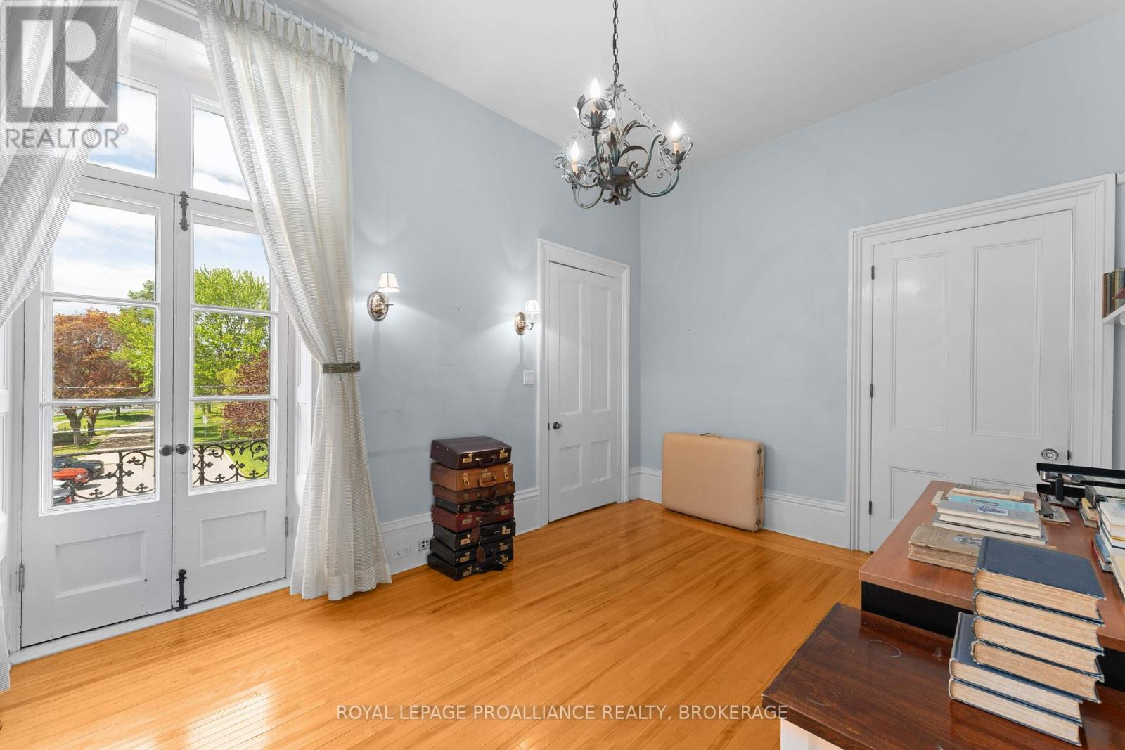 3 Emily Street, Kingston, Ontario  K7L 2W2 - Photo 19 - X12924924