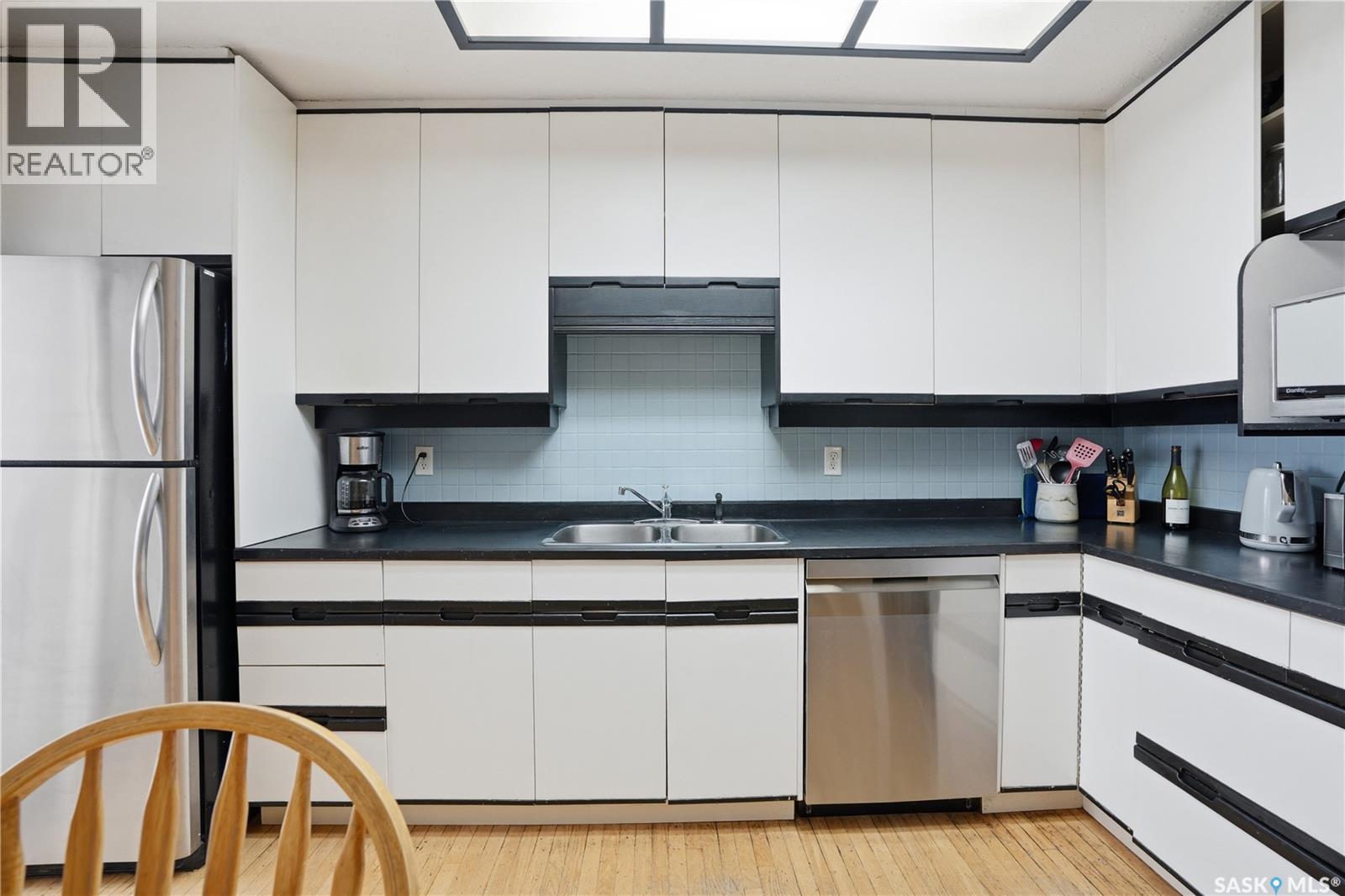 302 Bentham Crescent, Saskatoon, Saskatchewan  S7N 3V4 - Photo 10 - SK031369