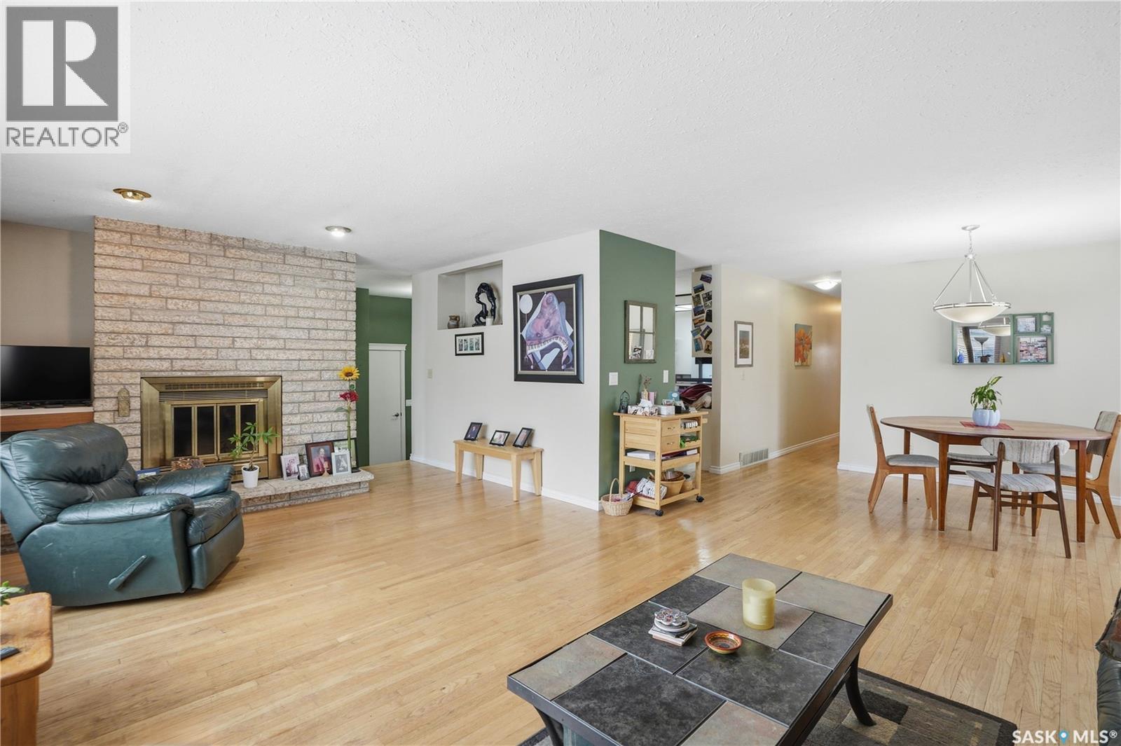 302 Bentham Crescent, Saskatoon, Saskatchewan  S7N 3V4 - Photo 7 - SK031369