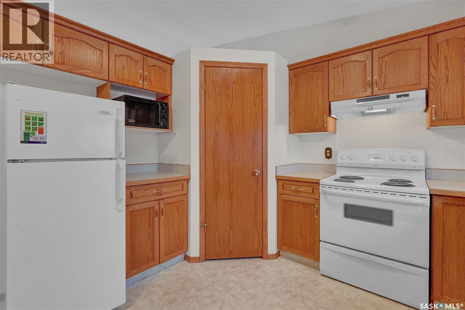 227 Rothwell Crescent, Regina, Saskatchewan  S4N 1R5 - Photo 7 - SK031364