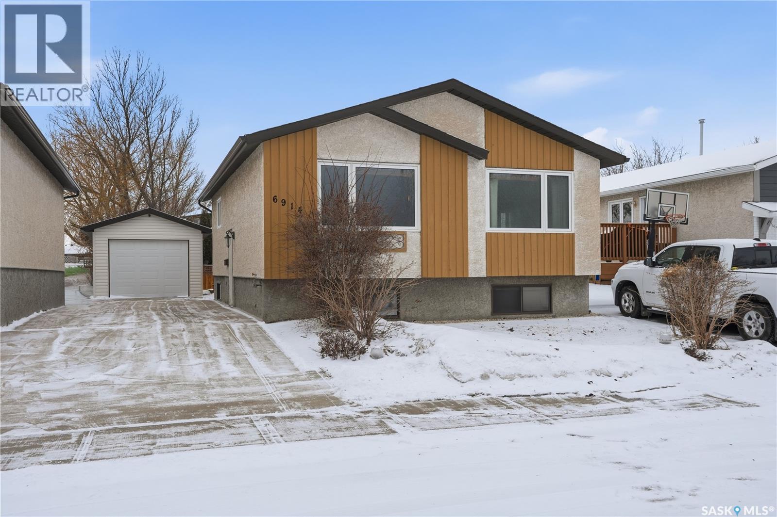 6914 Cunningham DRIVE, regina, Saskatchewan