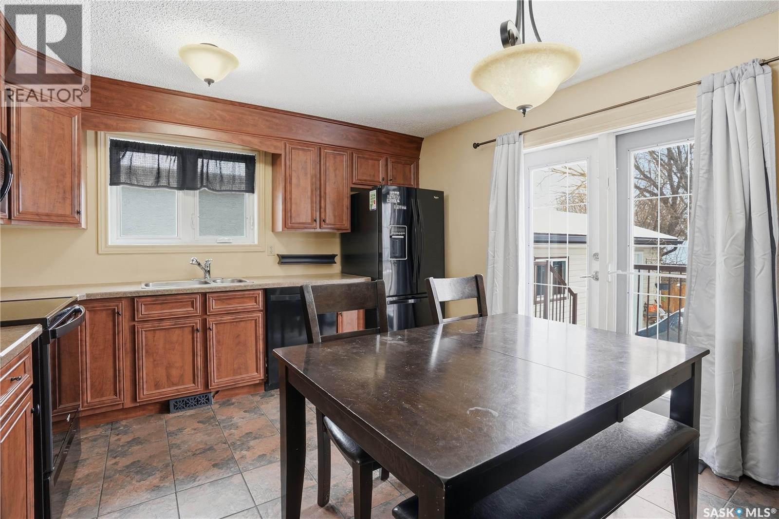 6914 Cunningham Drive, Regina, Saskatchewan  S4X 3V6 - Photo 10 - SK031336