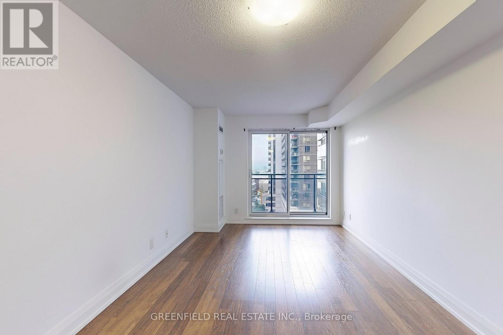 820 - 1060 Sheppard Avenue W, Toronto, Ontario  M3J 0G7 - Photo 3 - W12924616