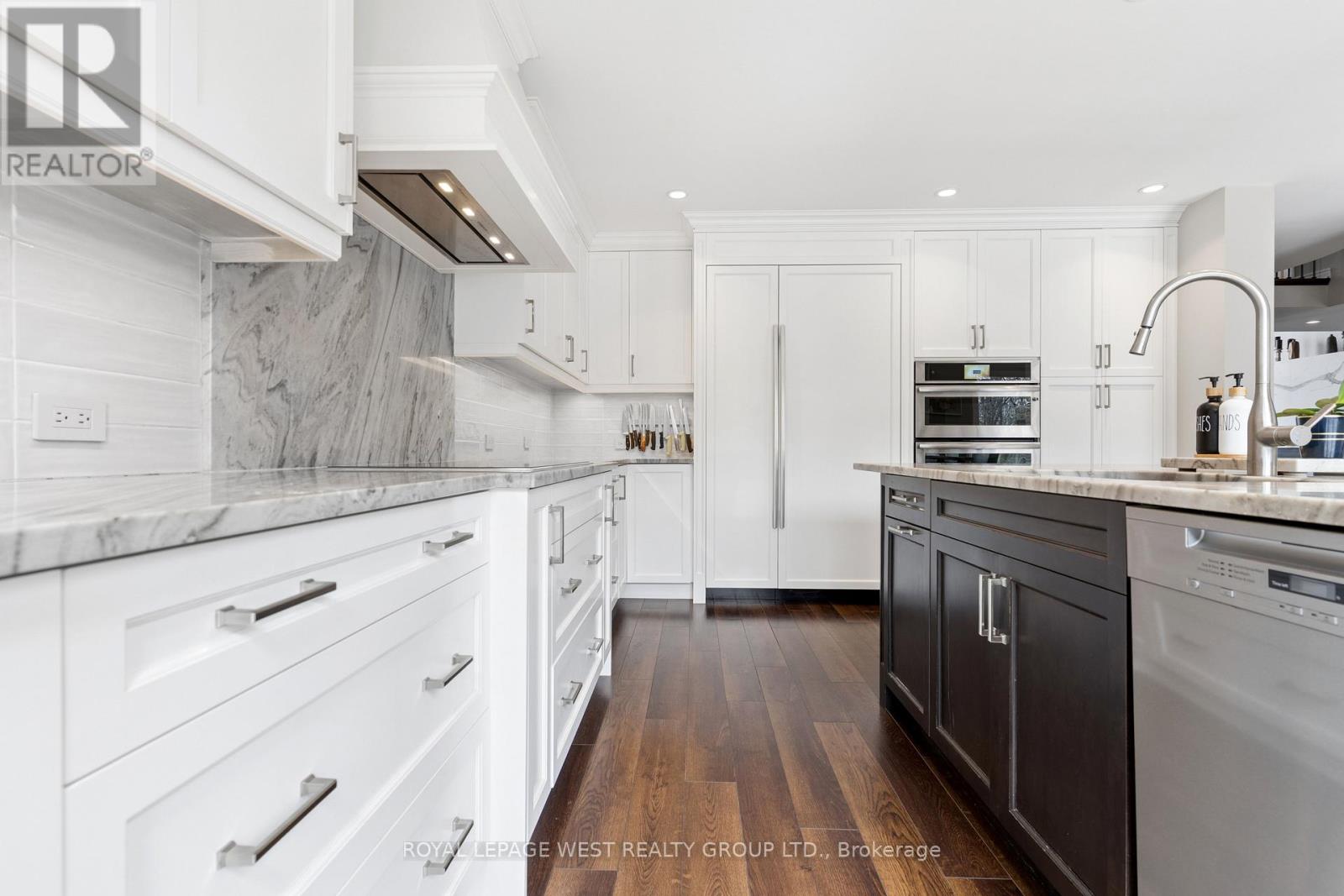 2293 Carpenters Circle, Oakville, Ontario  L6M 3C6 - Photo 25 - W12924628