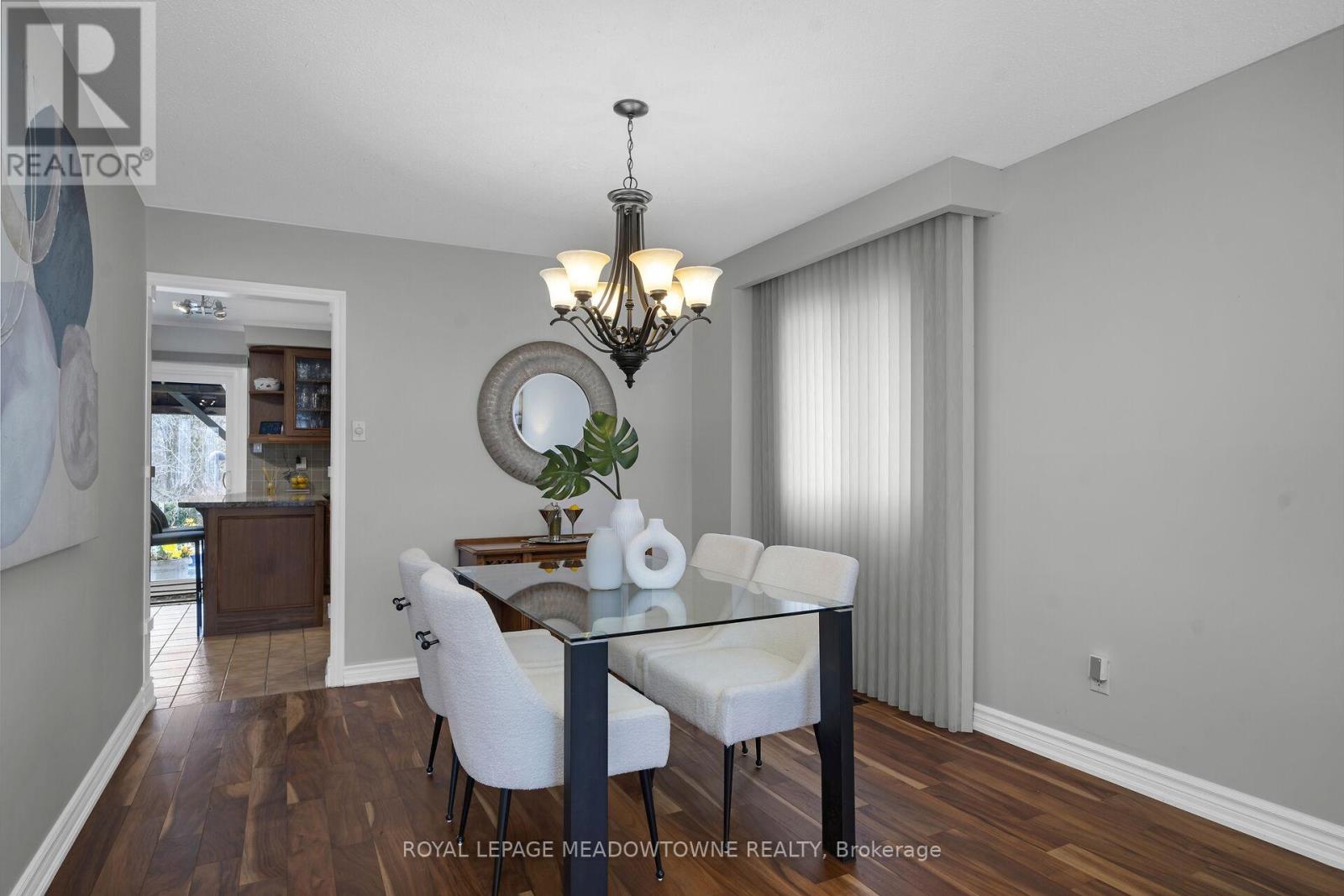 431 Gowland Crescent, Milton, Ontario  L9T 4B9 - Photo 10 - W12924638