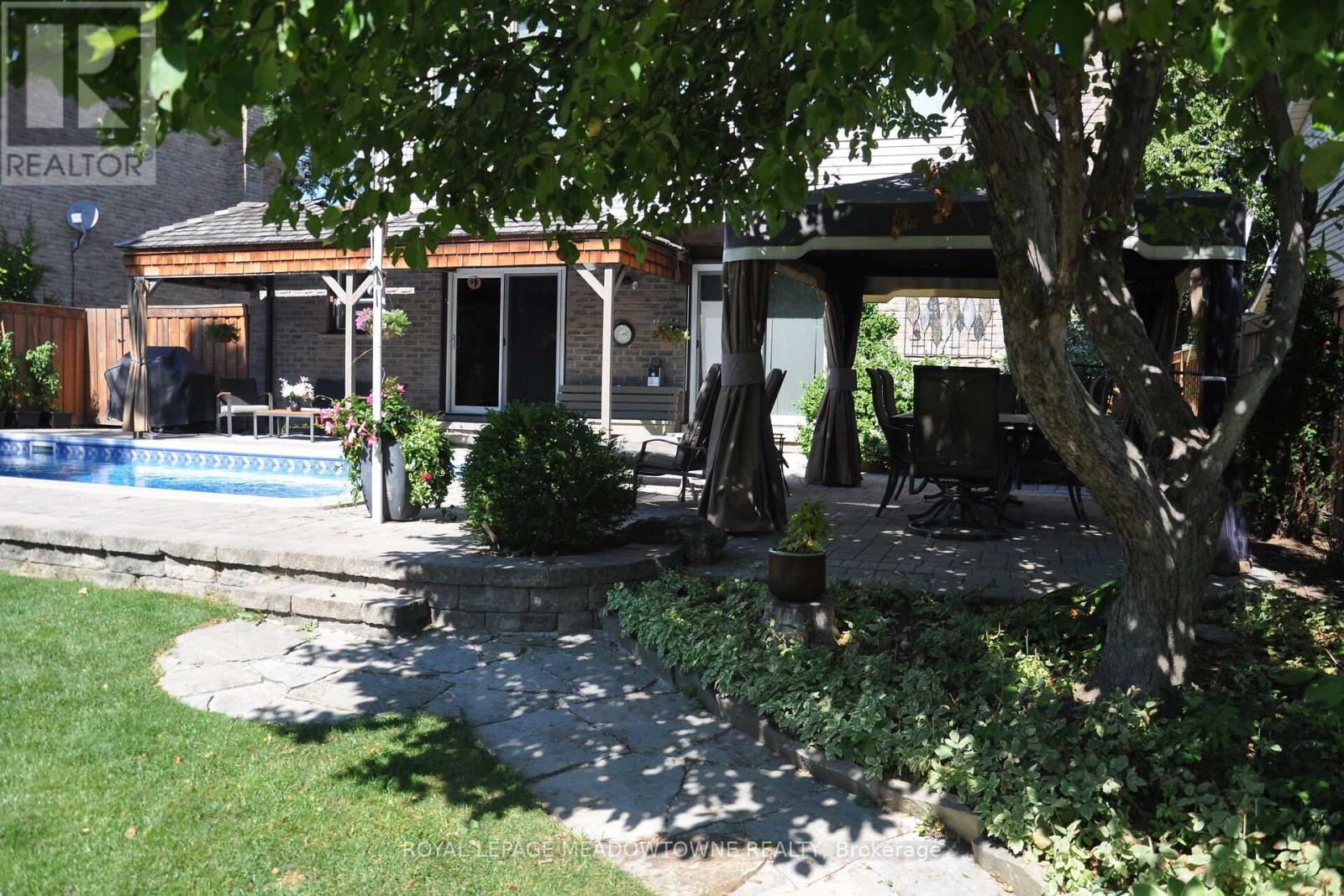 431 Gowland Crescent, Milton, Ontario  L9T 4B9 - Photo 37 - W12924638