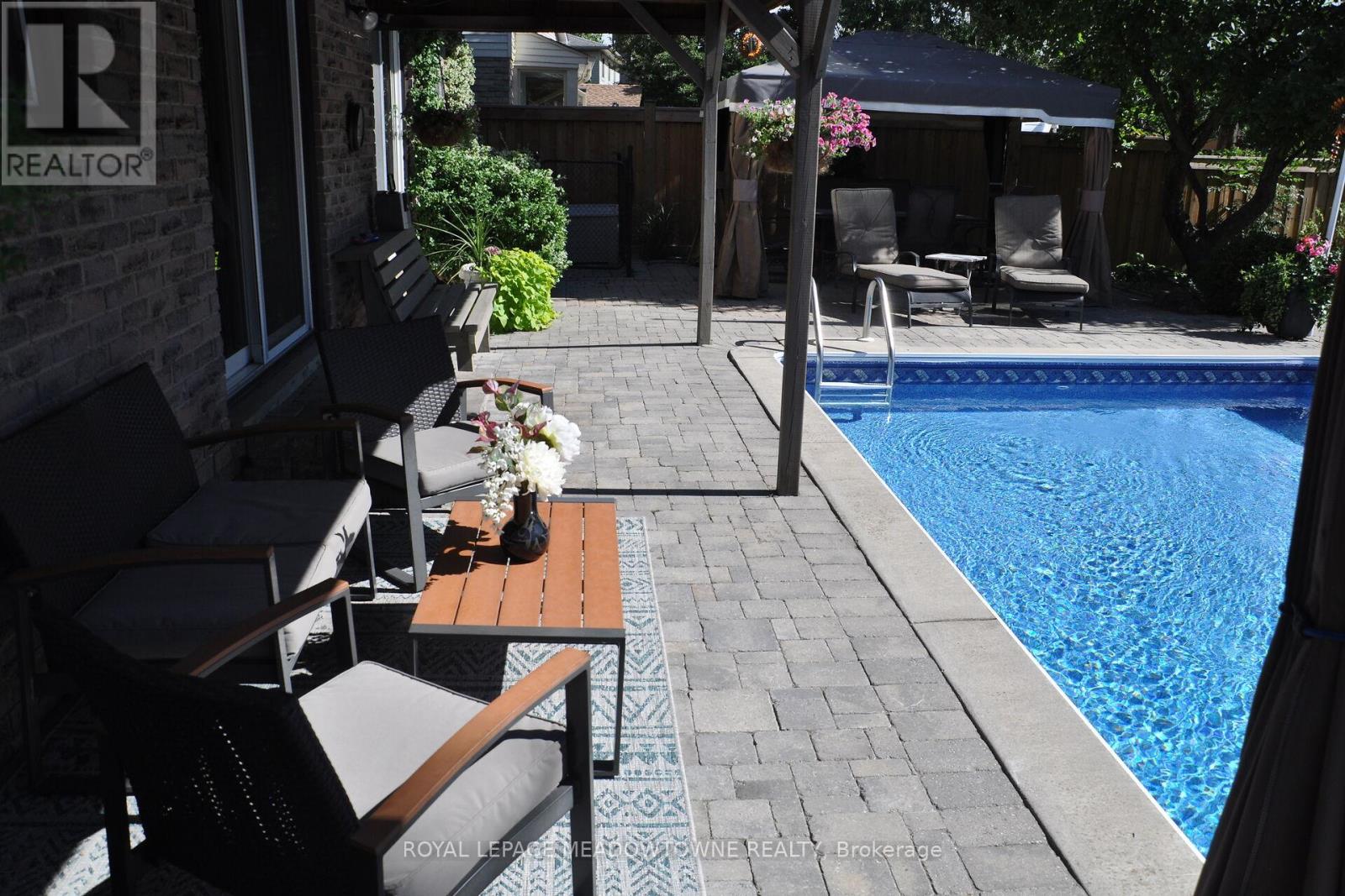 431 Gowland Crescent, Milton, Ontario  L9T 4B9 - Photo 38 - W12924638