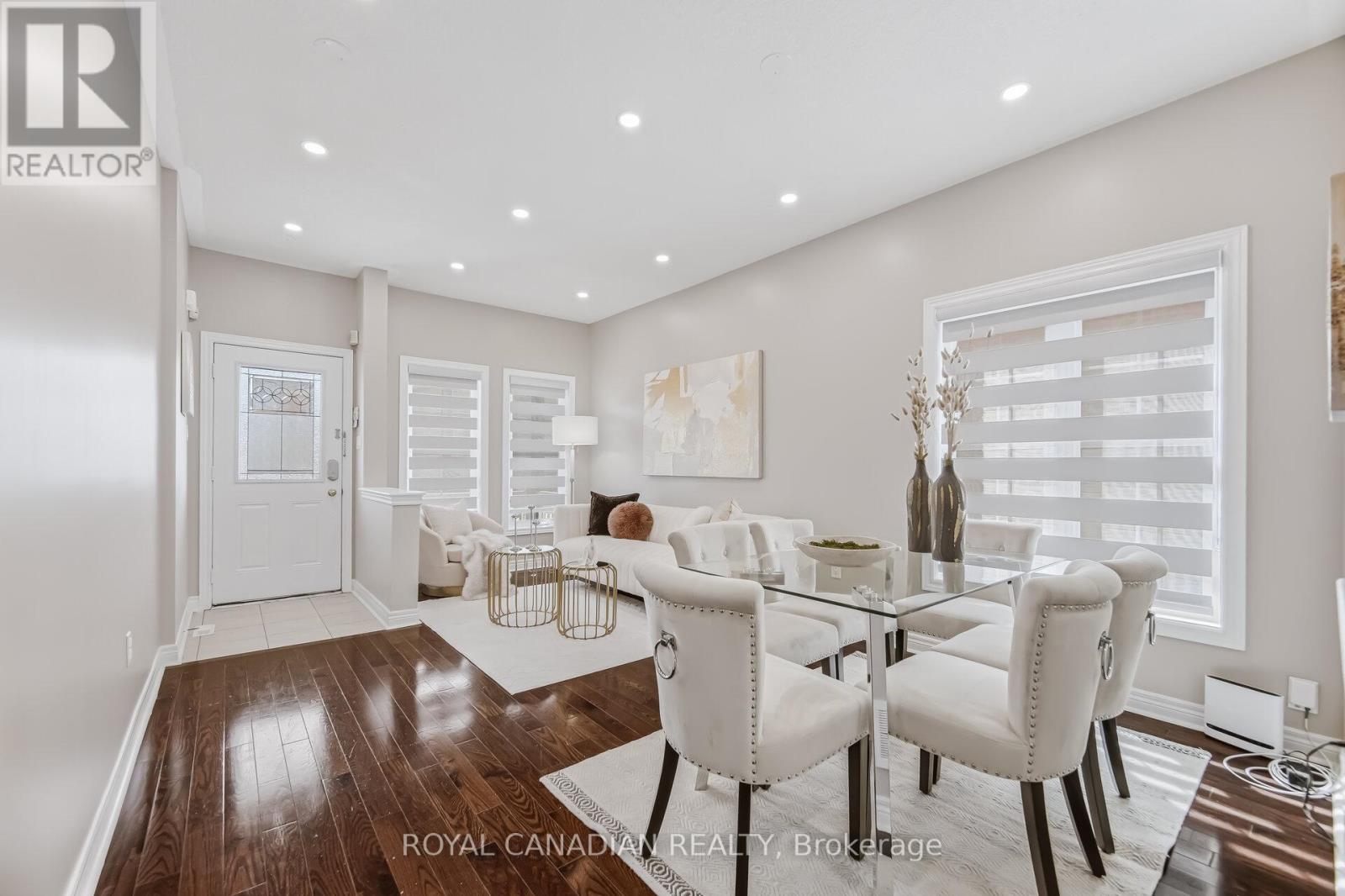 83 Mander Place, Milton, Ontario  L9T 7A8 - Photo 11 - W12924704