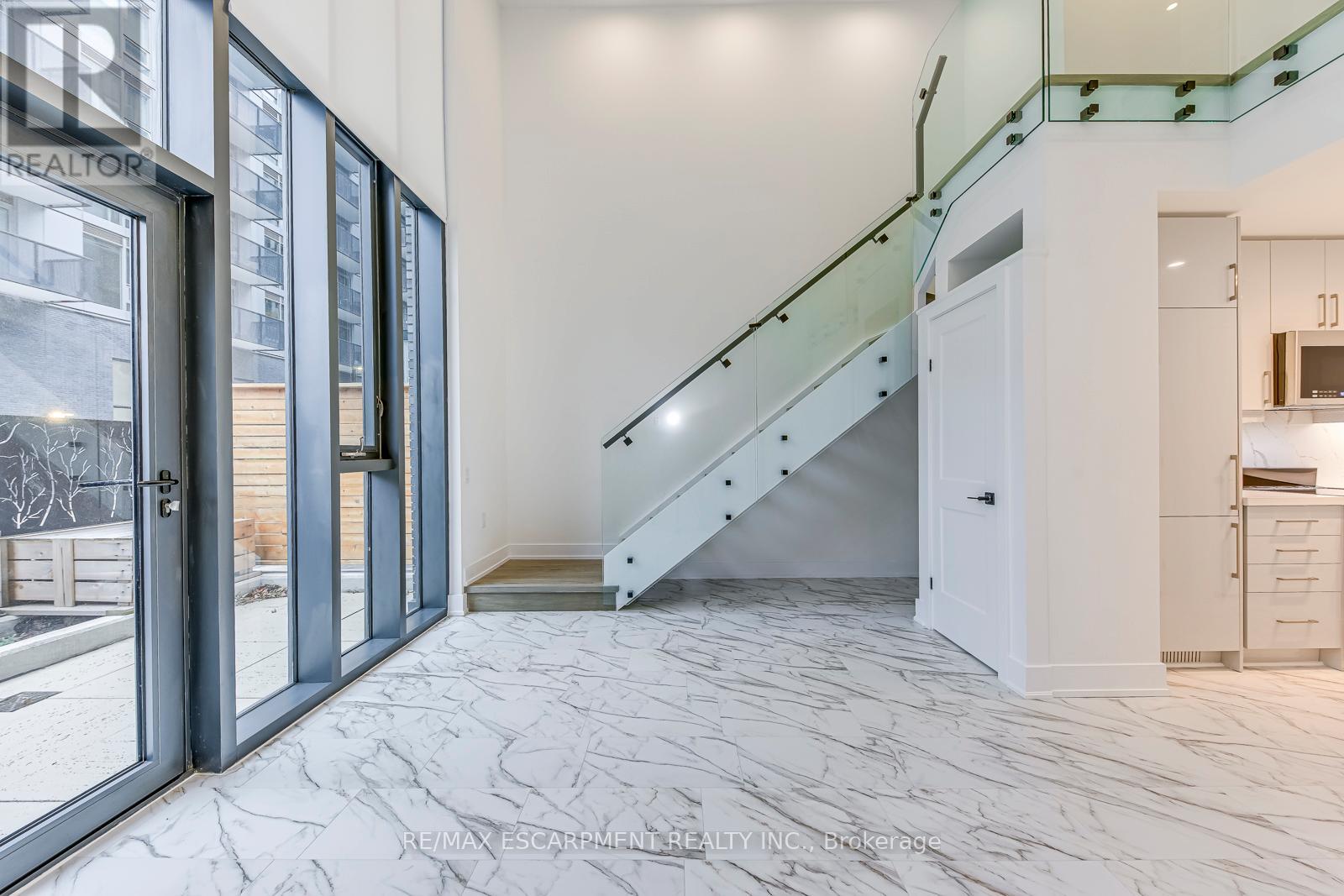 112 - 2450 Old Bronte Road, Oakville, Ontario  L6M 5P6 - Photo 18 - W12924708